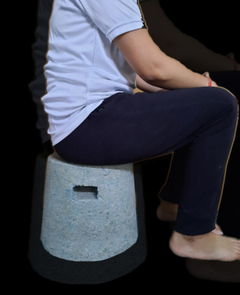 Furnitures from paper pulp Make it Circular Challenge